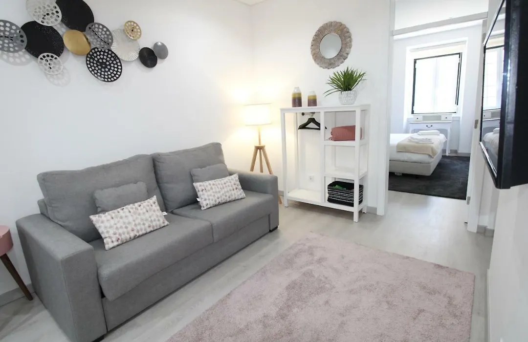 Apartamento Moderno Nas Olaias A 5 Minutos Da Faculdade Isel E Ist-1