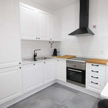 Apartamento Moderno Nas Olaias A 5 Minutos Da Faculdade Isel E Ist-2